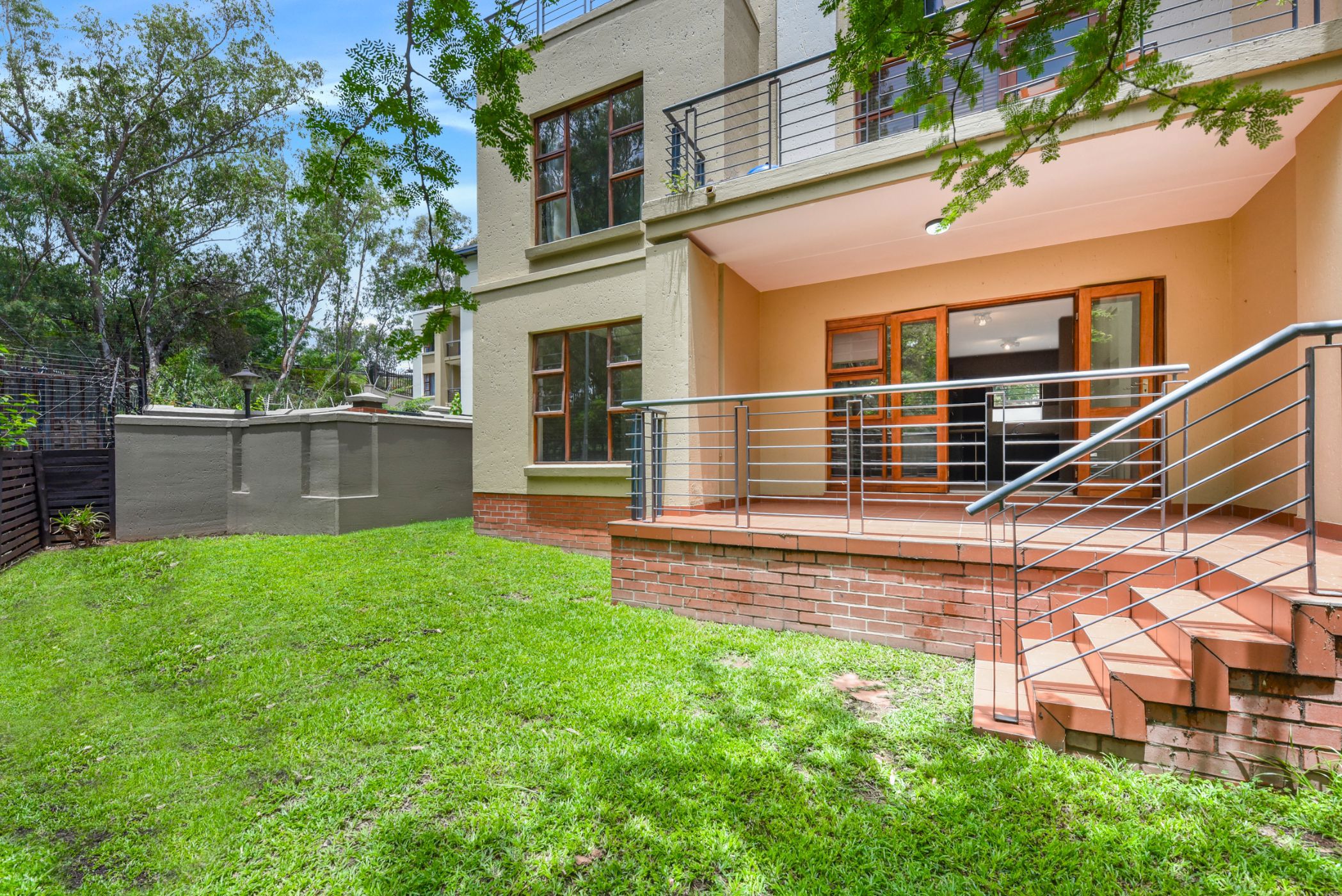 Apartment for sale in Douglasdale - FW1696988