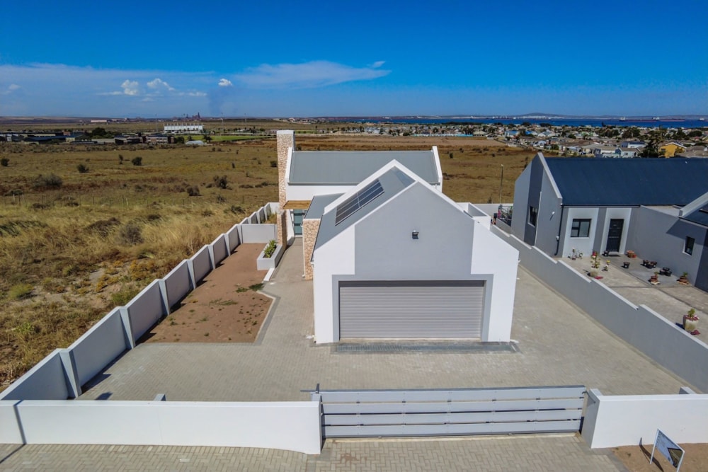 House for sale in Saldanha Bay - LA1702244 House for sale in Saldanha Bay - LA1702244