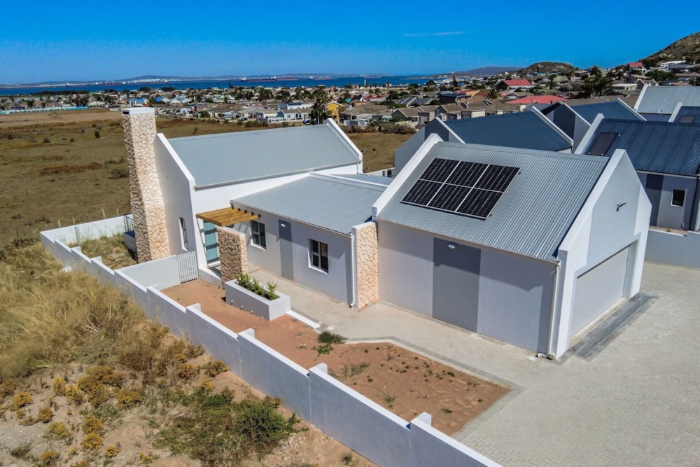 House for sale in Saldanha Bay - LA1702244 House for sale in Saldanha Bay - LA1702244