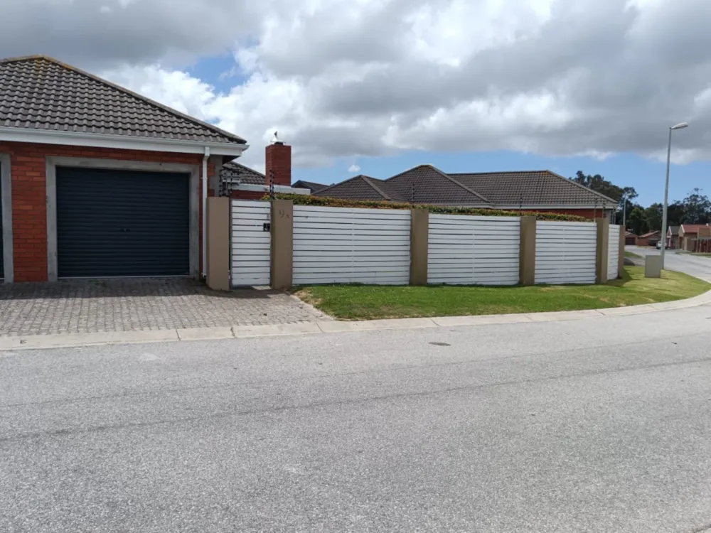 House let in Pinelands, Fairview - 1PLZ1720748 House let in Pinelands, Fairview - 1PLZ1720748
