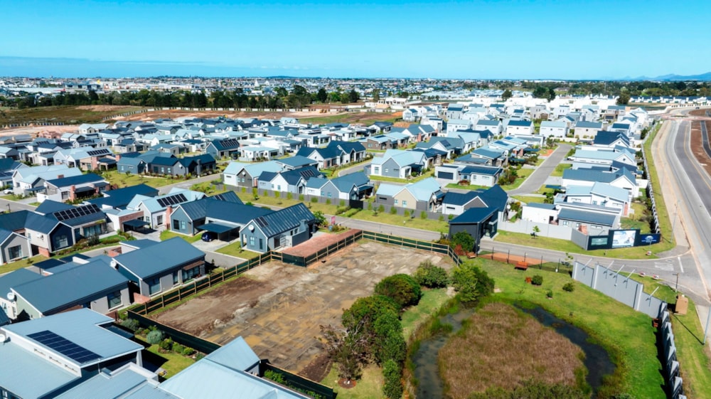 Apartment for sale in Kraaibosch Park - GEO1705436 Apartment for sale in Kraaibosch Park - GEO1705436