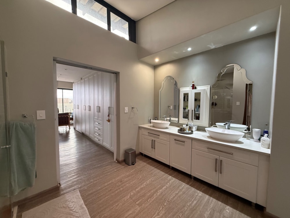 Golf estate house for sale in Bankenveld  - 1WD1721419