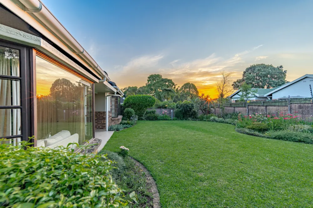 Townhouse sold in Gillitts - 1KF1720184