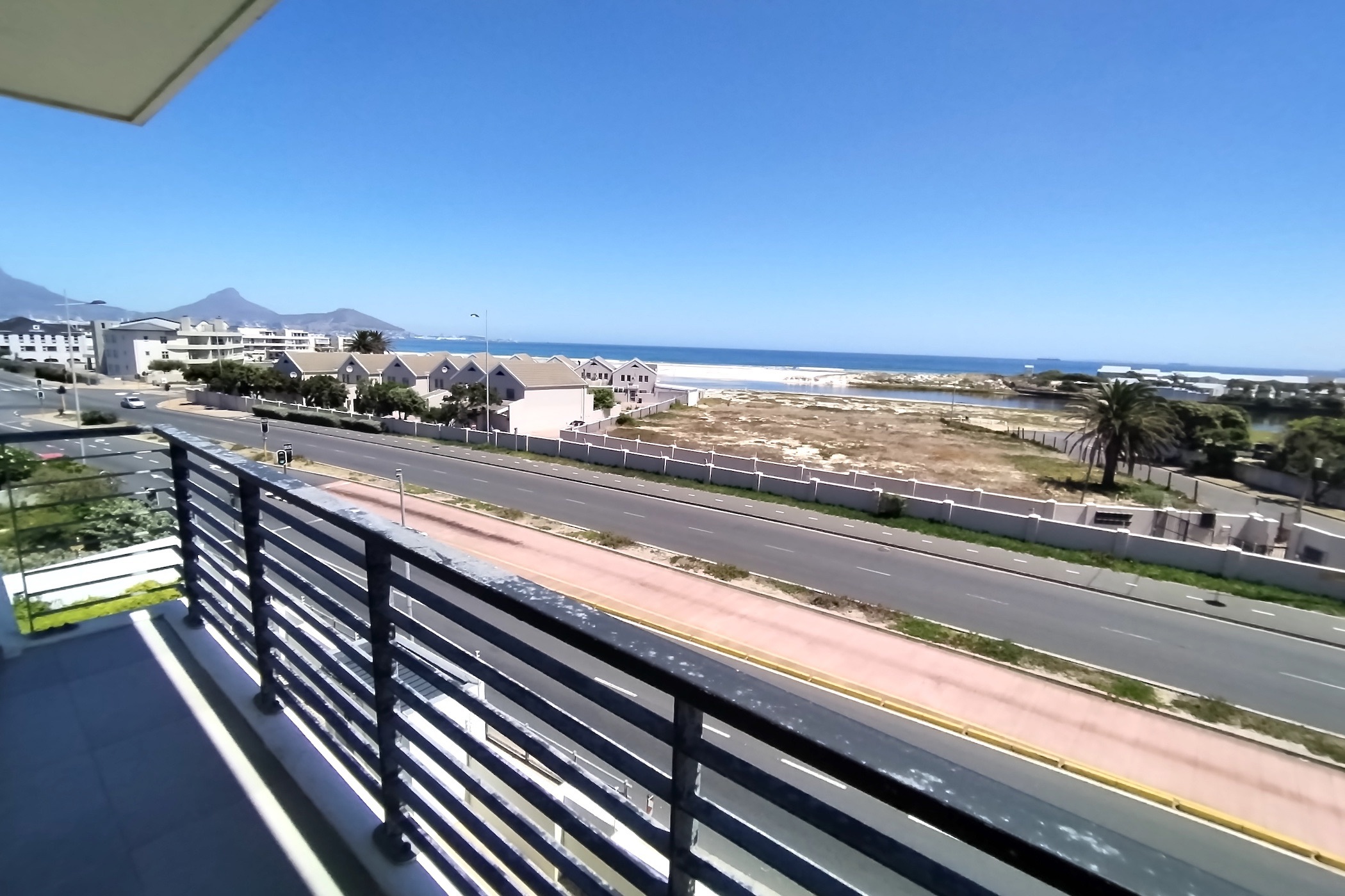 Apartment for sale in Milnerton - 1TV1723249