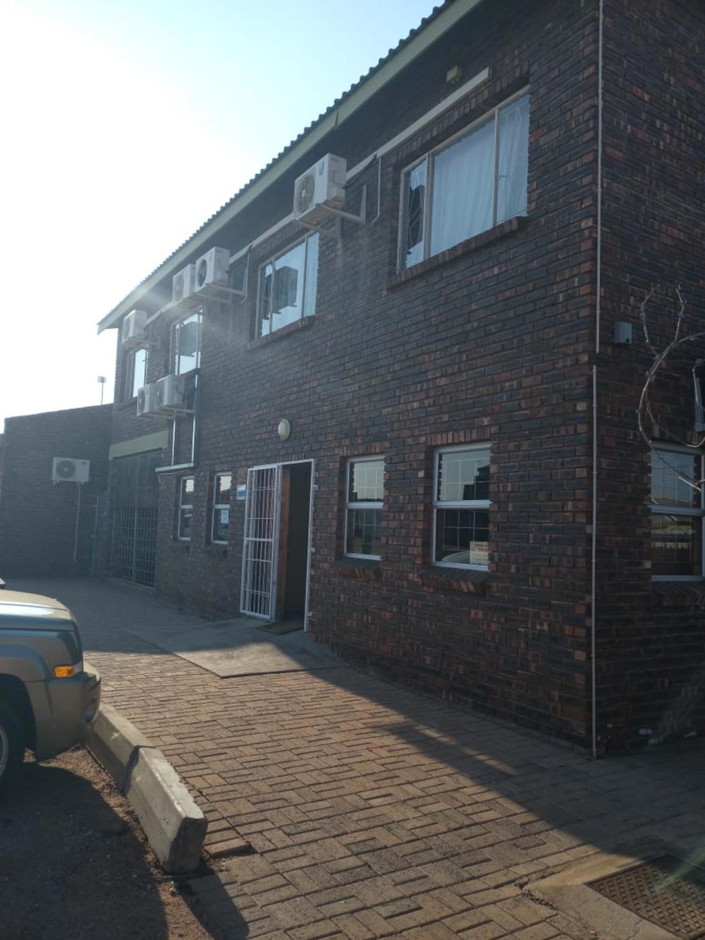 Commercial Building for sale in Lemoendraai - 1KAH1721249 Commercial Building for sale in Lemoendraai - 1KAH1721249