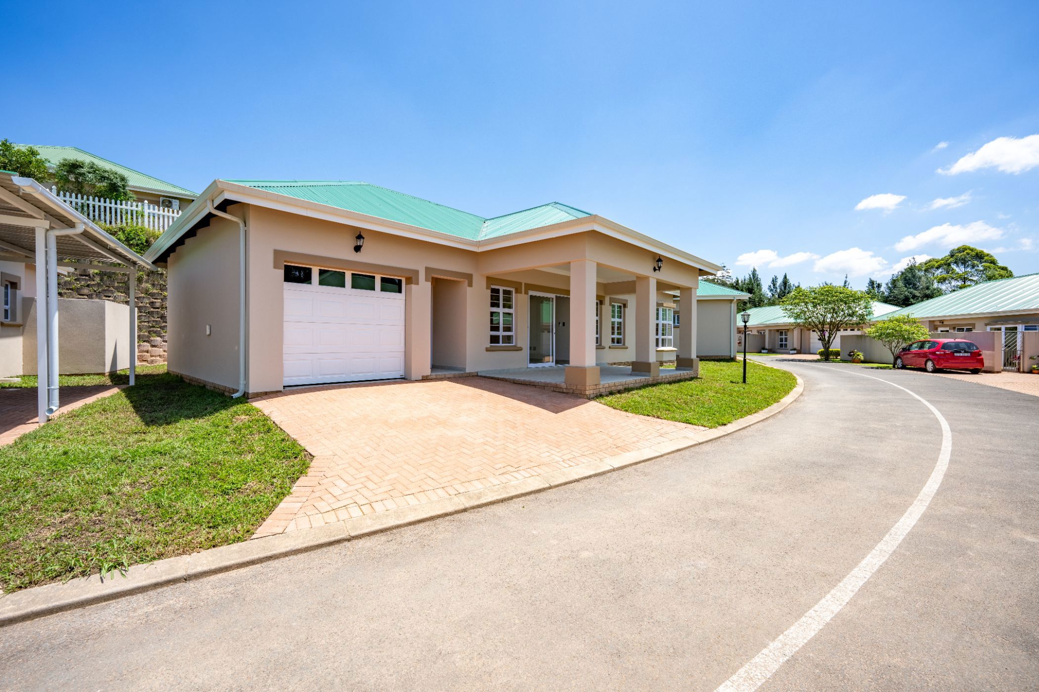 Townhouse for sale in Assagay - 1KF1712842