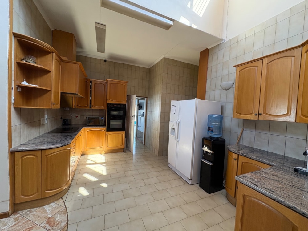 Apartment to rent in Sea Point - BYL1721525 Apartment to rent in Sea Point - BYL1721525