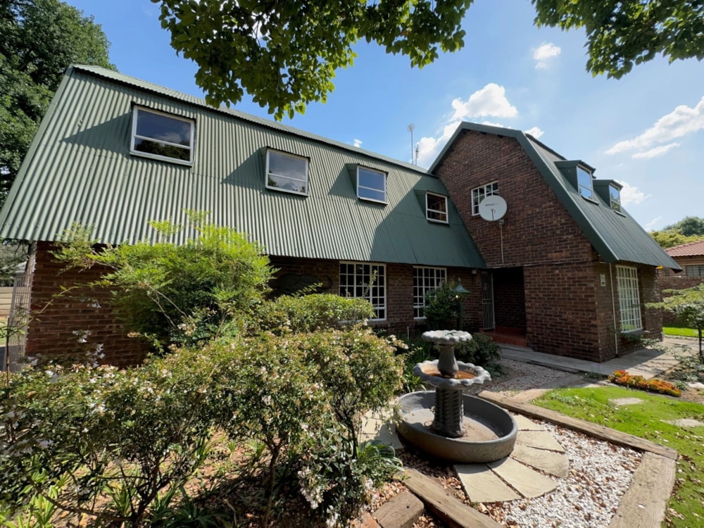 House for sale in John Vorster Park - 1EM1714297