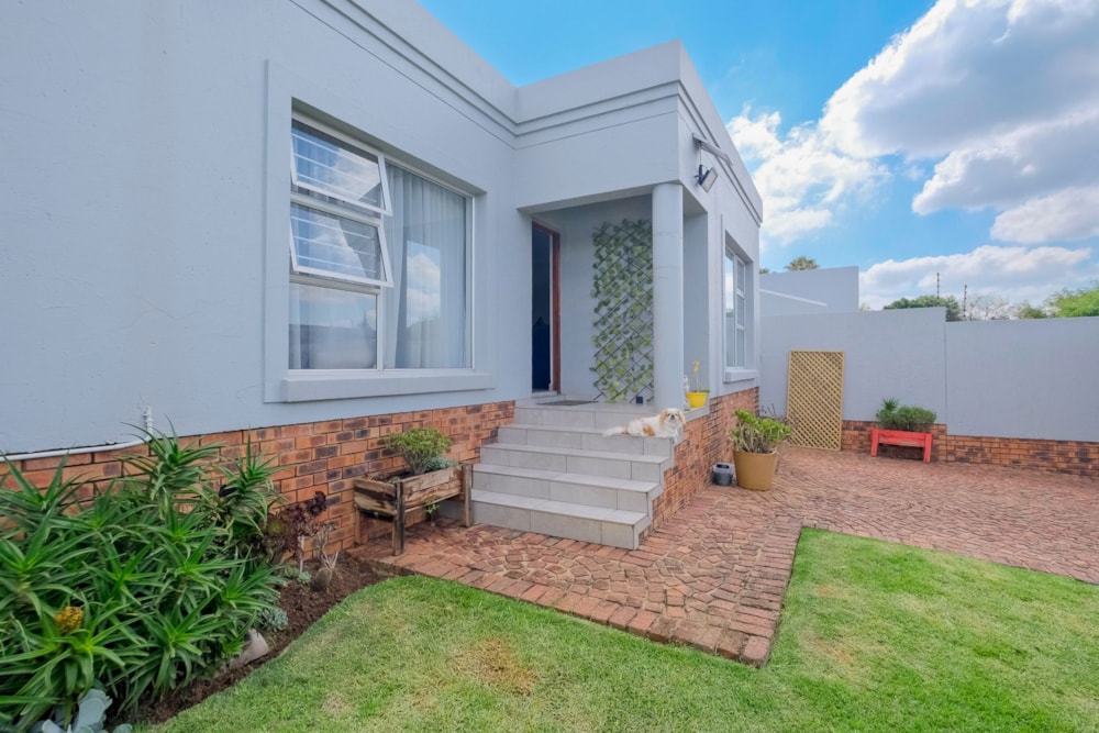 House for sale in Fontainebleau - RAN1714647 House for sale in Fontainebleau - RAN1714647