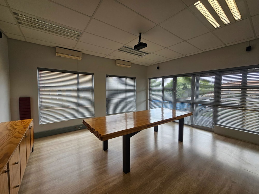 Commercial business for sale in Bendor - 1PS1721435