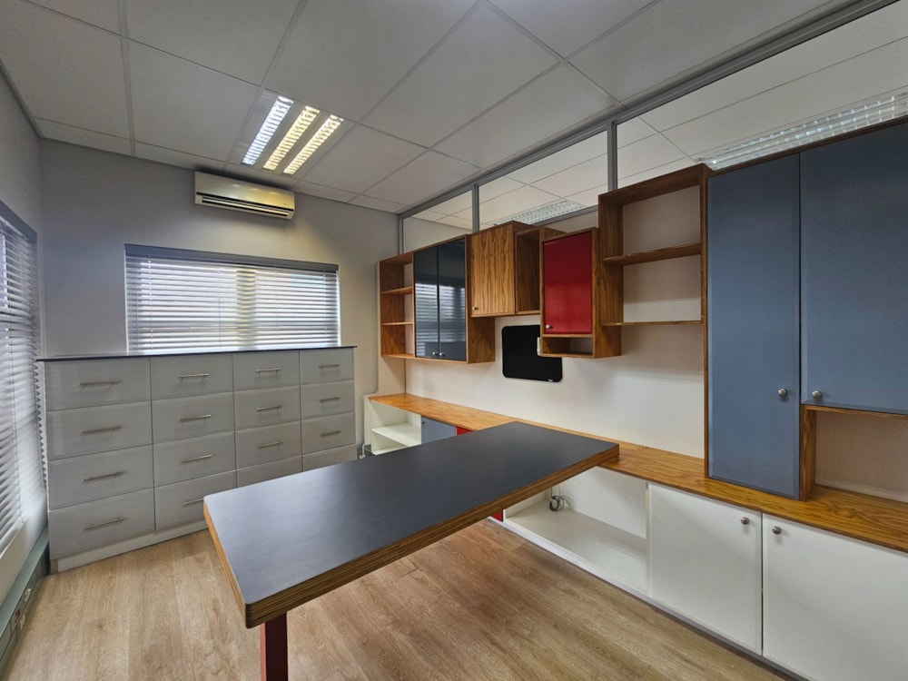 Commercial business for sale in Bendor - 1PS1721435