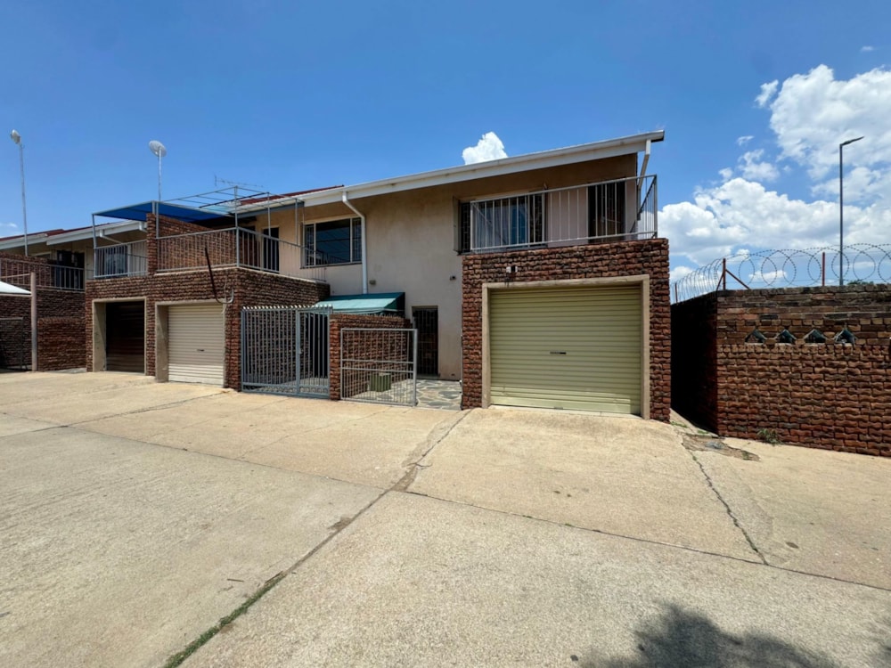 Townhouse for sale in Polokwane Central - 1PS1720327 Townhouse for sale in Polokwane Central - 1PS1720327