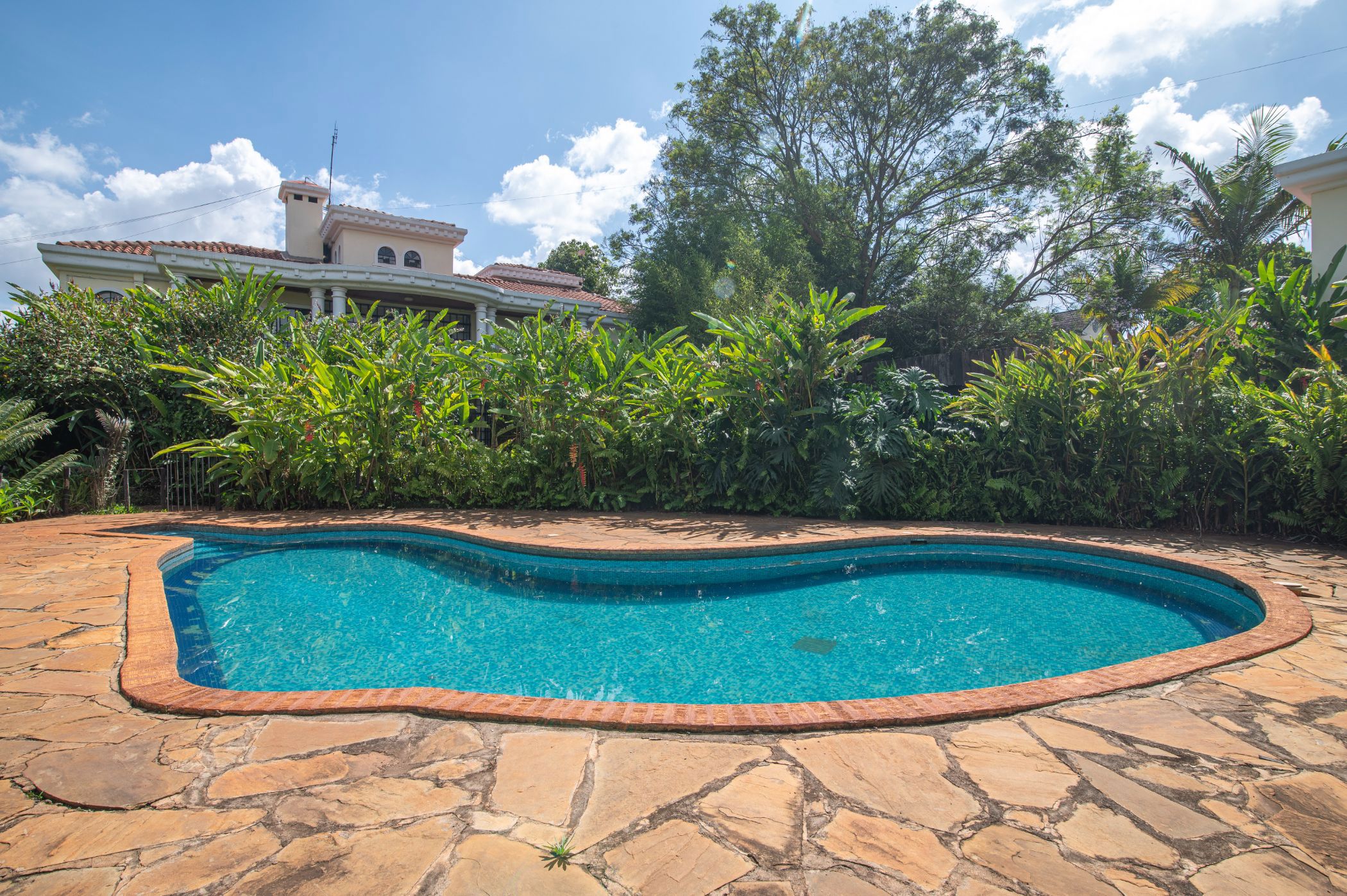 Cottage to rent in Runda , Kenya - 3KE1715865