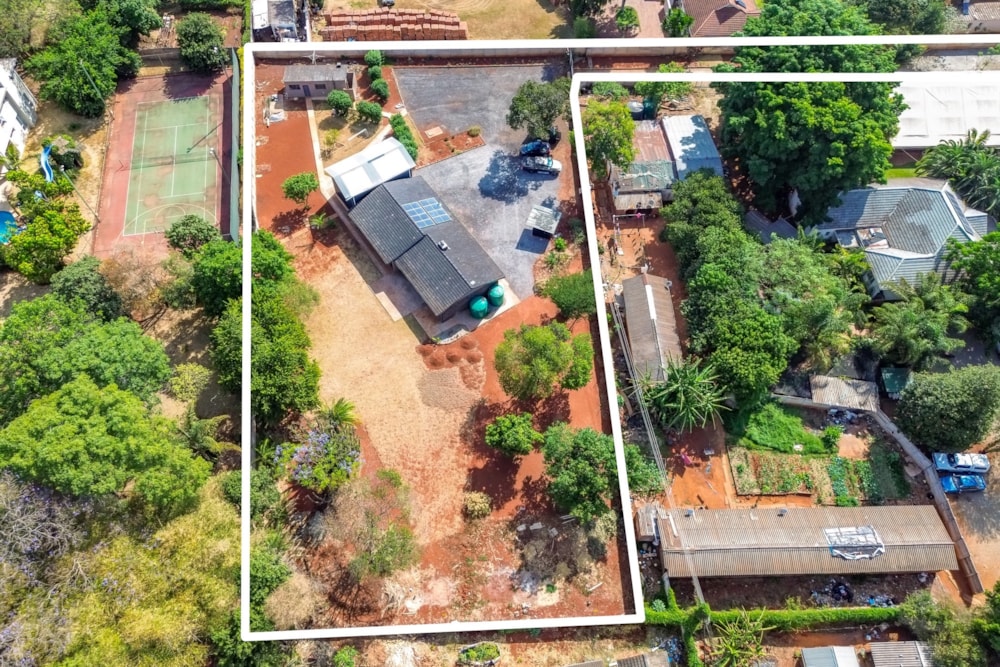 House for sale in Highlands, Zimbabwe - 3ZB1721006 House for sale in Highlands, Zimbabwe - 3ZB1721006