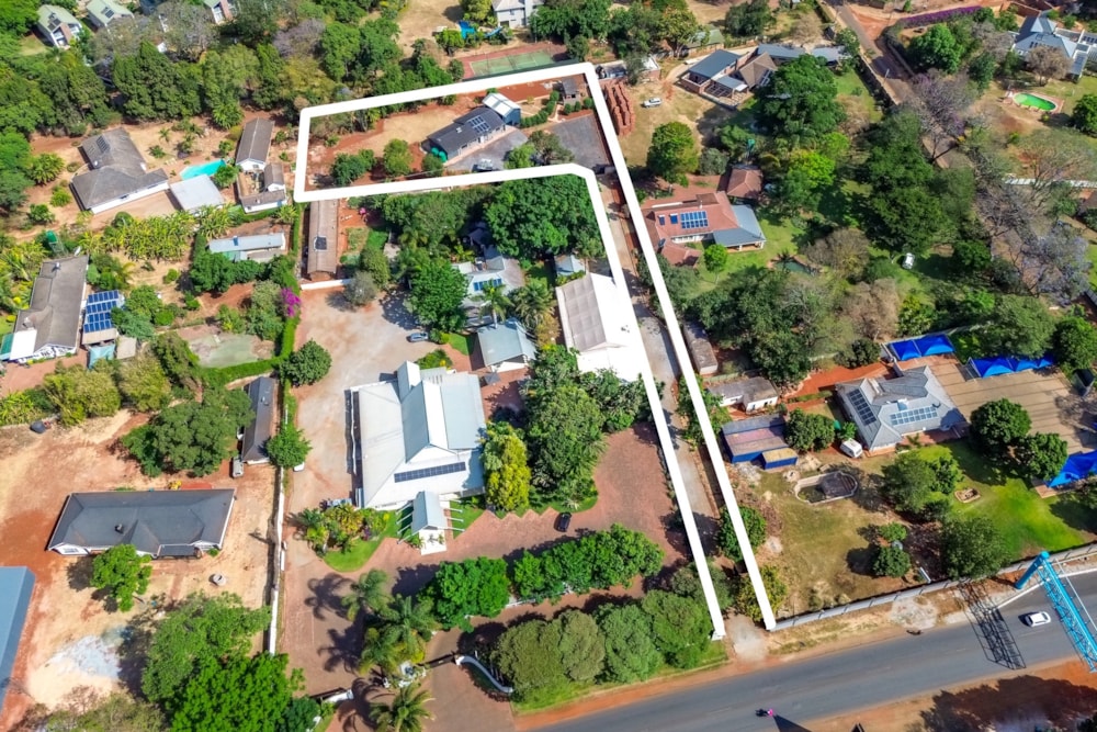 House for sale in Highlands, Zimbabwe - 3ZB1721006 House for sale in Highlands, Zimbabwe - 3ZB1721006