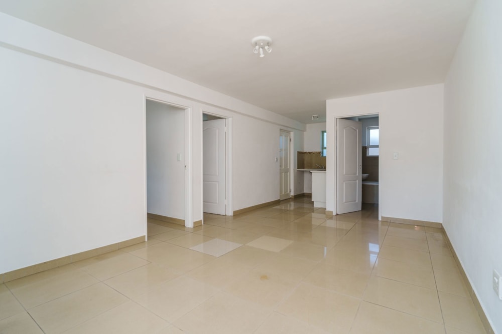 Apartment for sale in Wynberg, Cape Town - KW1721451 Apartment for sale in Wynberg, Cape Town - KW1721451