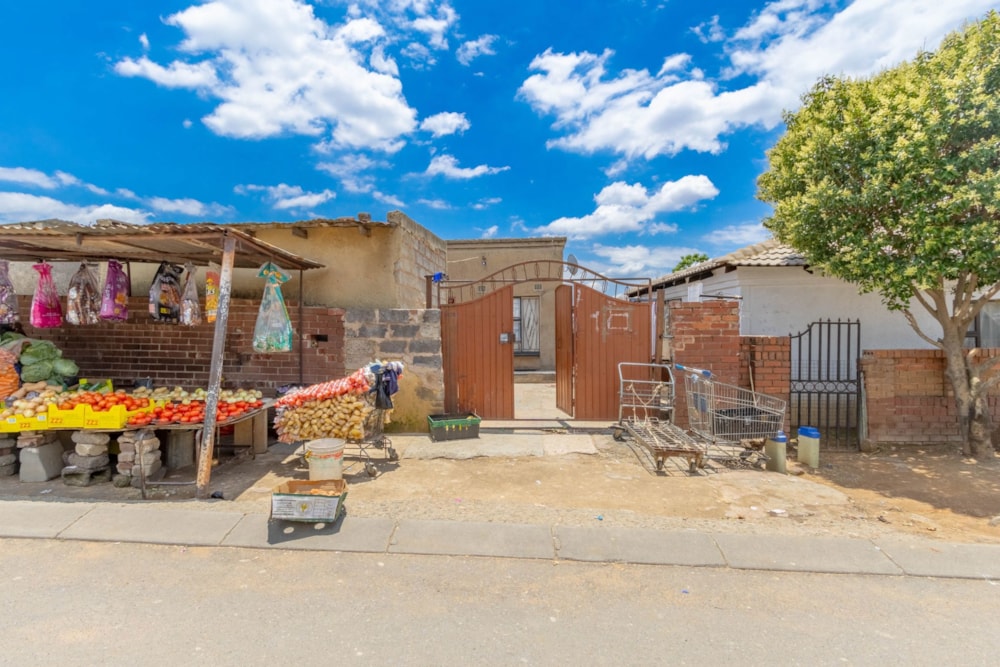 House for sale in Tembisa - KTP1722097 House for sale in Tembisa - KTP1722097