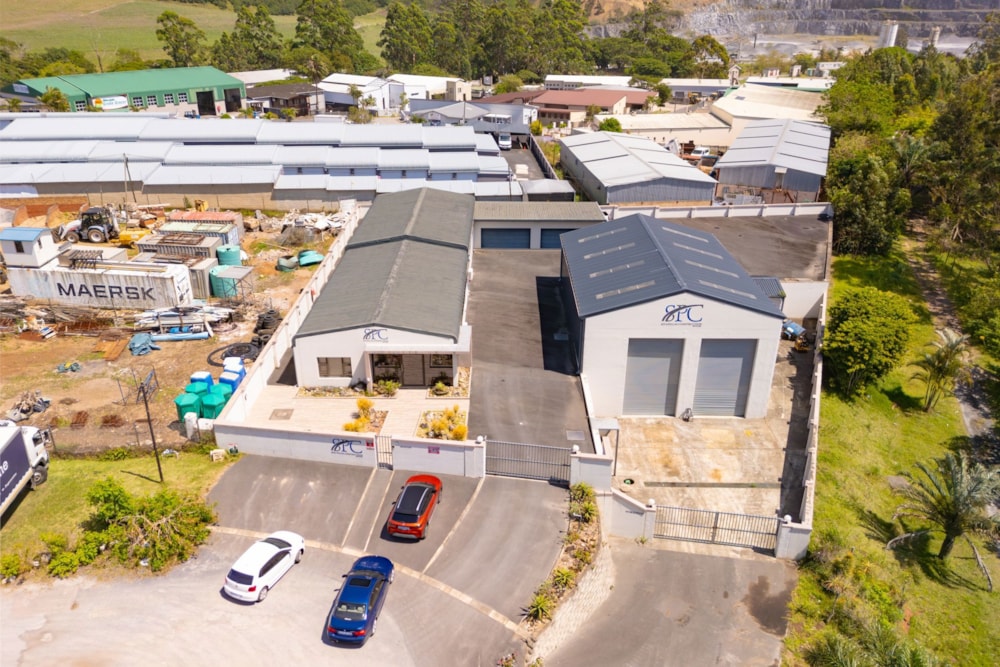 Commercial industrial property for sale in Uvongo - 1PSH1736196