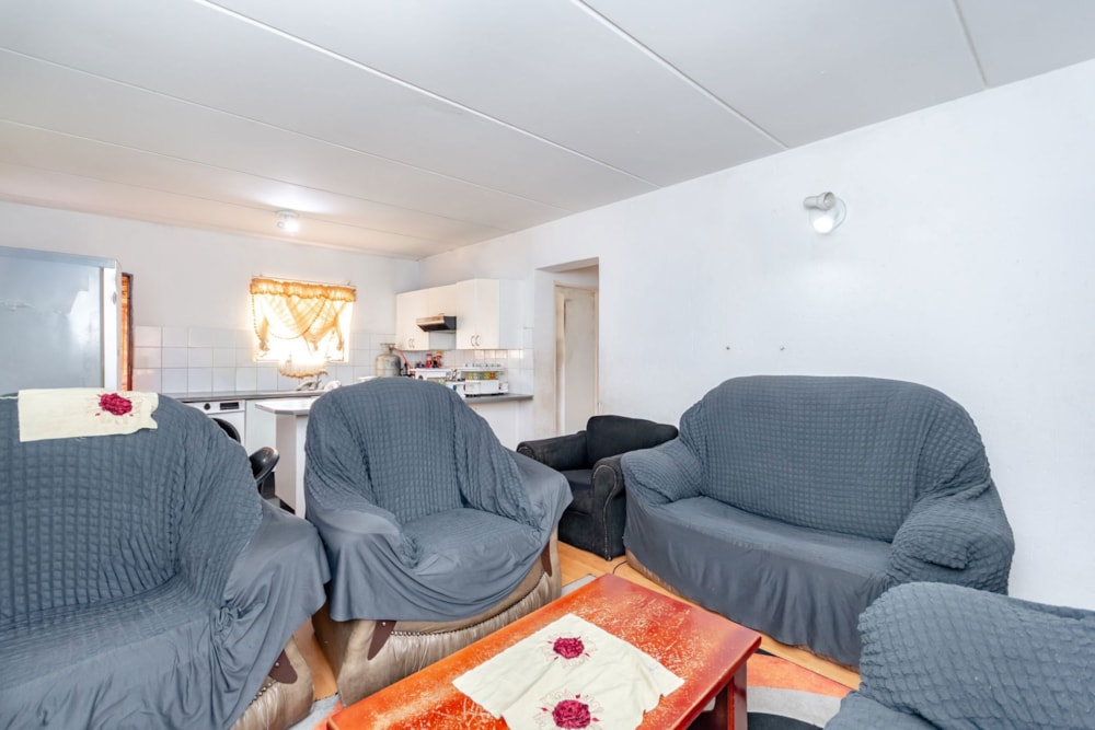 Townhouse for sale in Chloorkop - KTP1720219