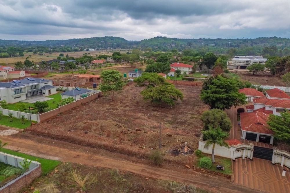 Vacant land for sale in Borrowdale, Zimbabwe - 3ZB1718628 Vacant land for sale in Borrowdale, Zimbabwe - 3ZB1718628