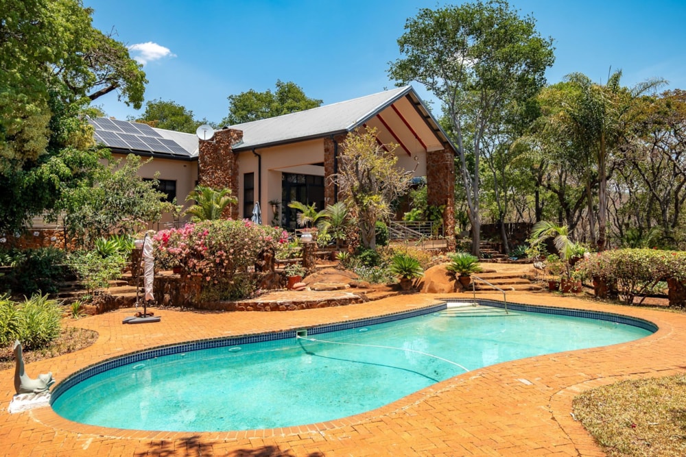 House for sale in Christon Bank, Zimbabwe - 3ZB1718916 House for sale in Christon Bank, Zimbabwe - 3ZB1718916