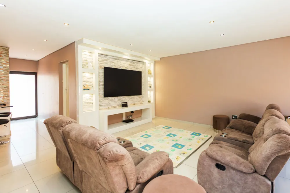 Townhouse for sale in Newcastle - 1NW1720381 Townhouse for sale in Newcastle - 1NW1720381