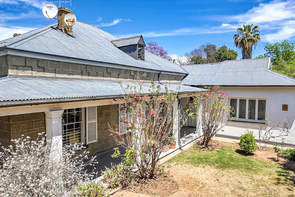 House for sale in Oudtshoorn North - 1OU1722574 House for sale in Oudtshoorn North - 1OU1722574