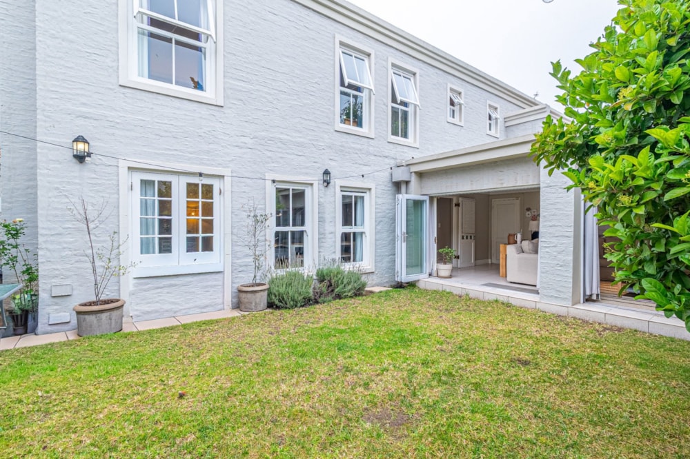 Townhouse let in Parktown North - JBL1720465