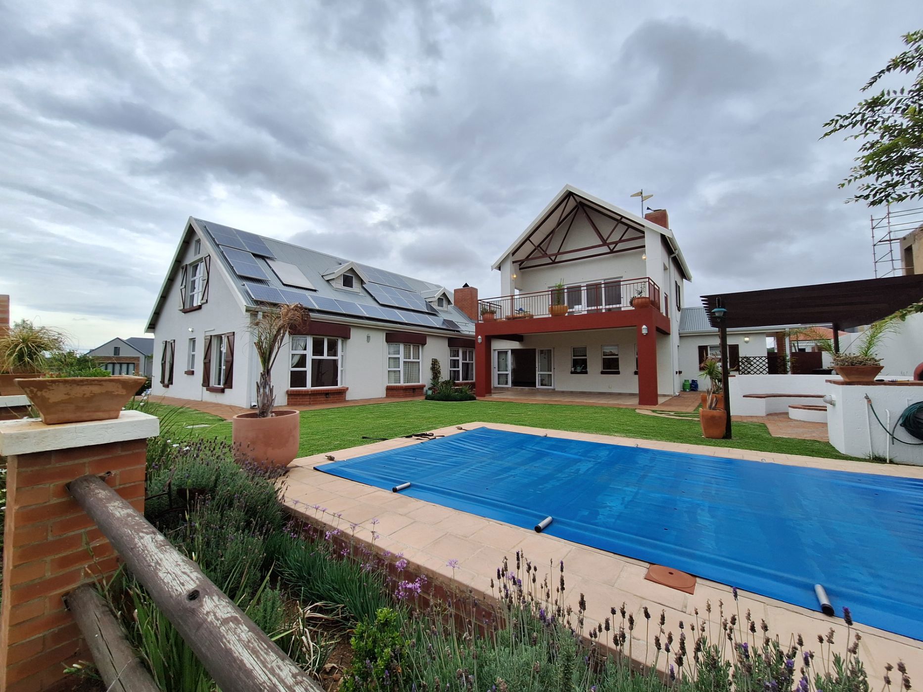 Security estate home for sale in Waterlake Farm - PT1720431