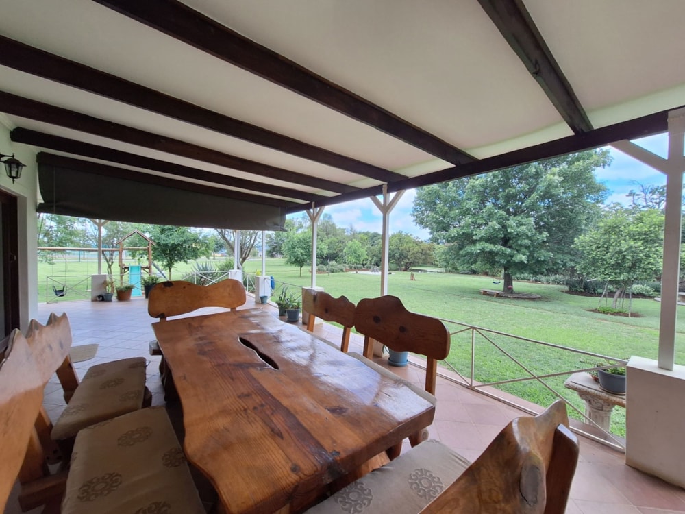 Security estate home for sale in Waterlake Farm - PT1722703