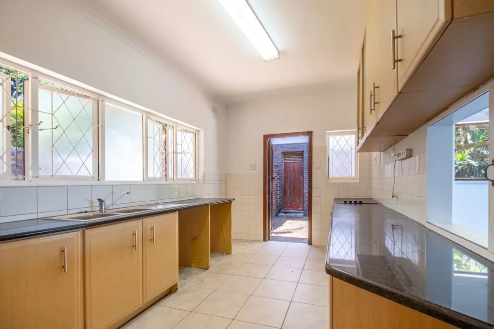 House for sale in Athlone Park - 1WB1721910 House for sale in Athlone Park - 1WB1721910