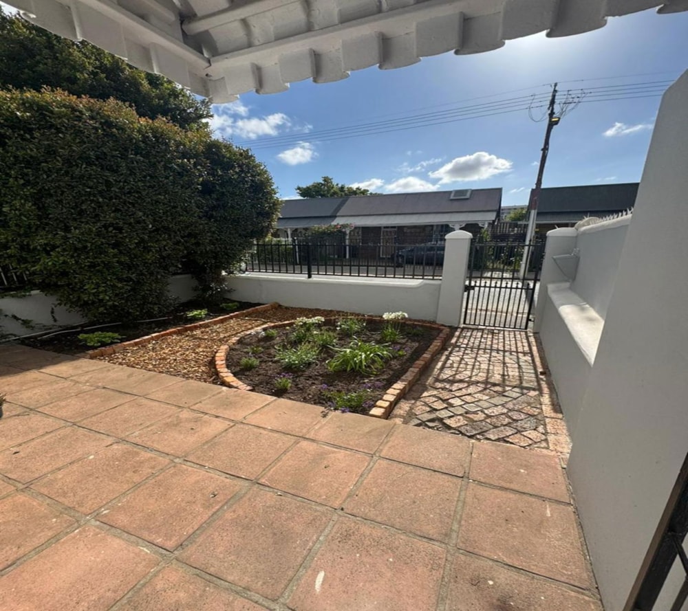 Cottage to rent in Wynberg, Cape Town - RBL1720044 Cottage to rent in Wynberg, Cape Town - RBL1720044