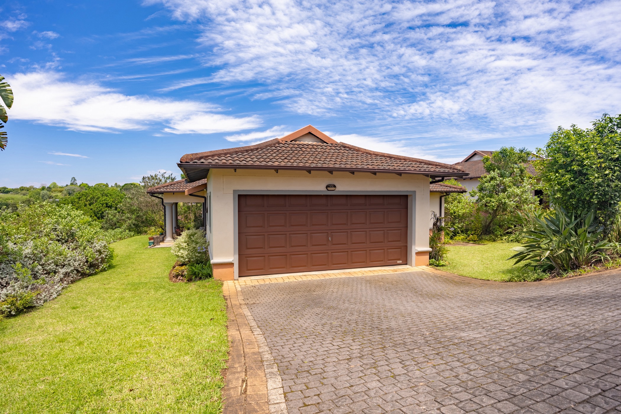 Townhouse for sale in Le Domaine Estate - 1KF1720494