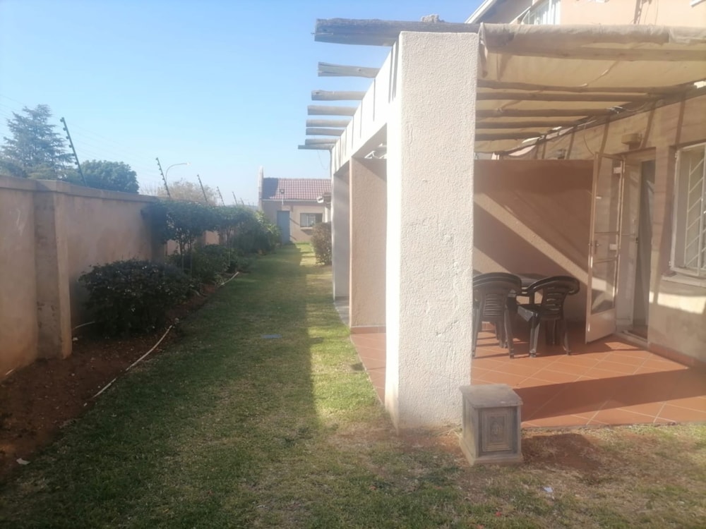 Townhouse for sale in Whitney Gardens - BED1720183 Townhouse for sale in Whitney Gardens - BED1720183