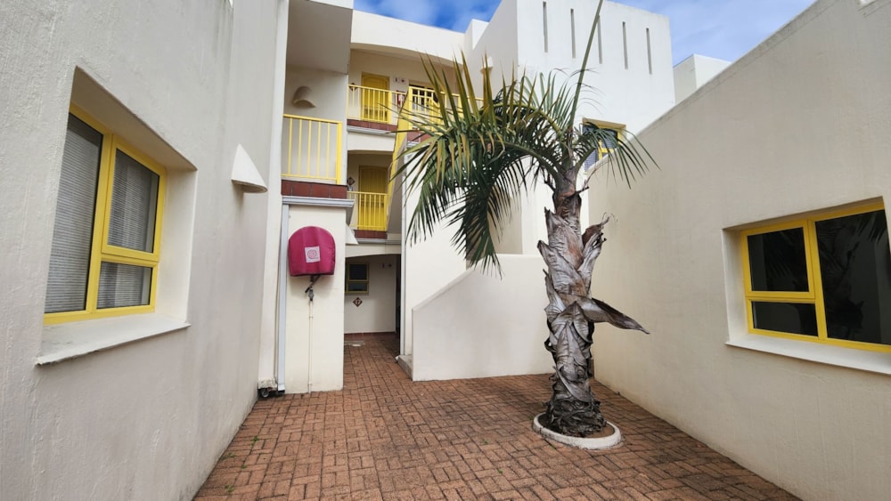 Penthouse apartment for sale in Uvongo - 1PSH1720384