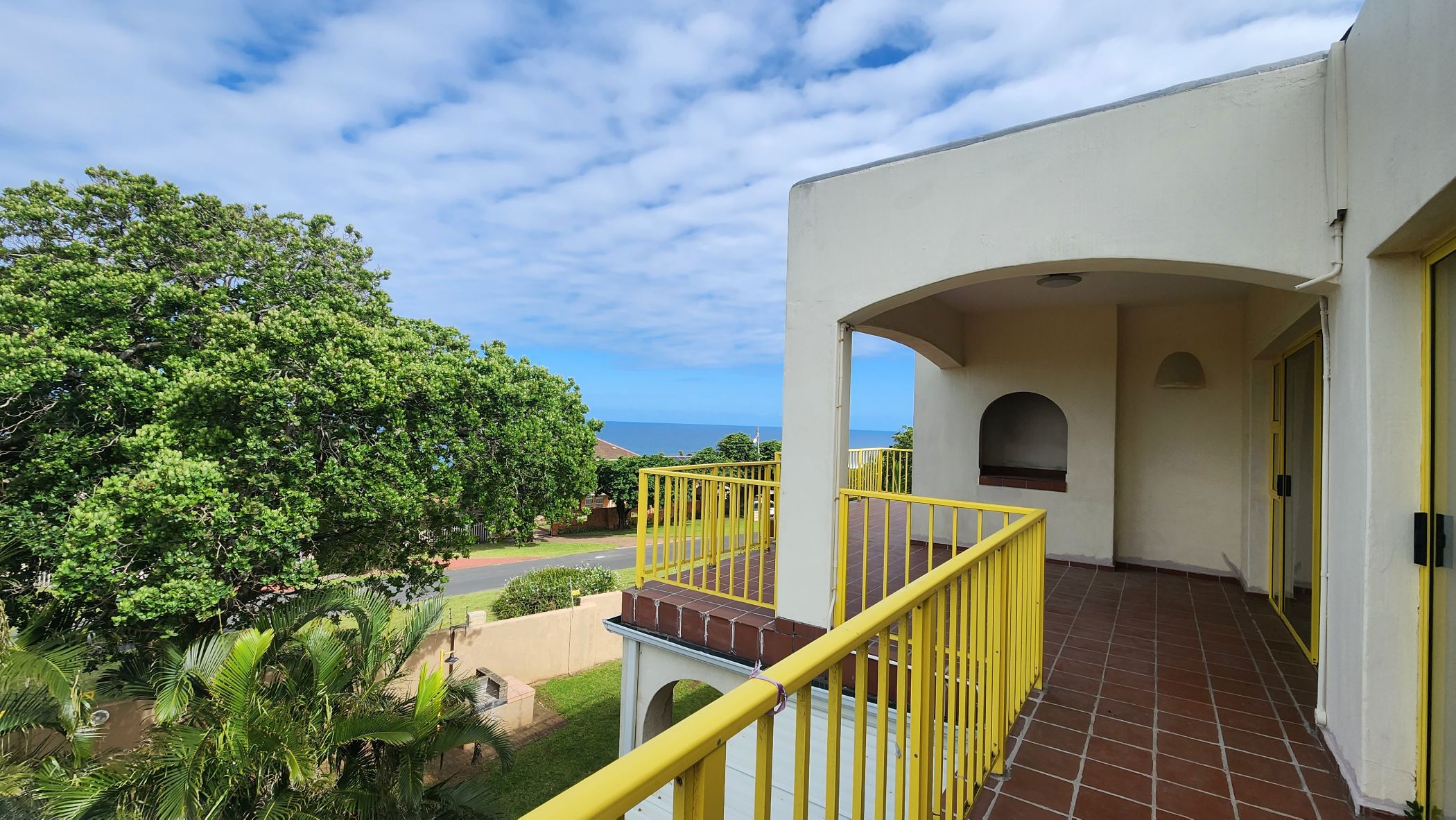 Penthouse apartment for sale in Uvongo - 1PSH1720384