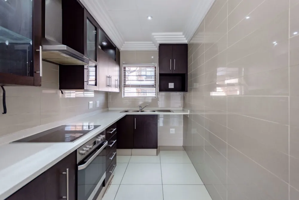 Townhouse for sale in Ravenswood - BOK1720269