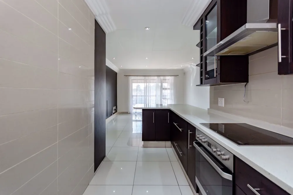 Townhouse for sale in Ravenswood - BOK1720269
