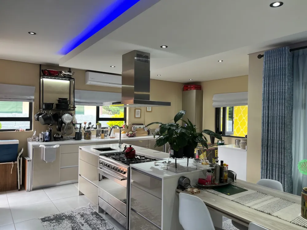 House let in Broadhurst, Botswana - 3BO1725245
