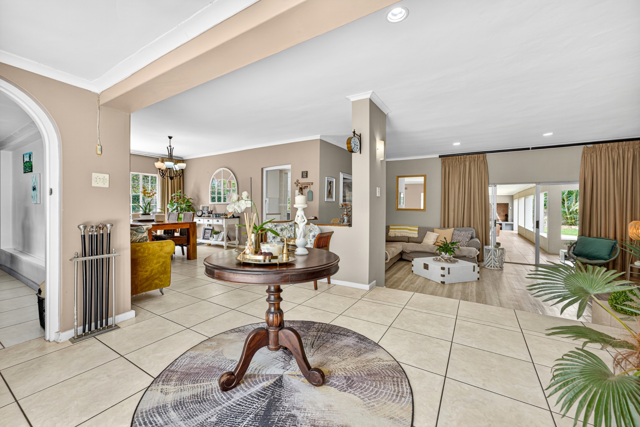 House for sale in Hillcrest Park - 1KF1720598