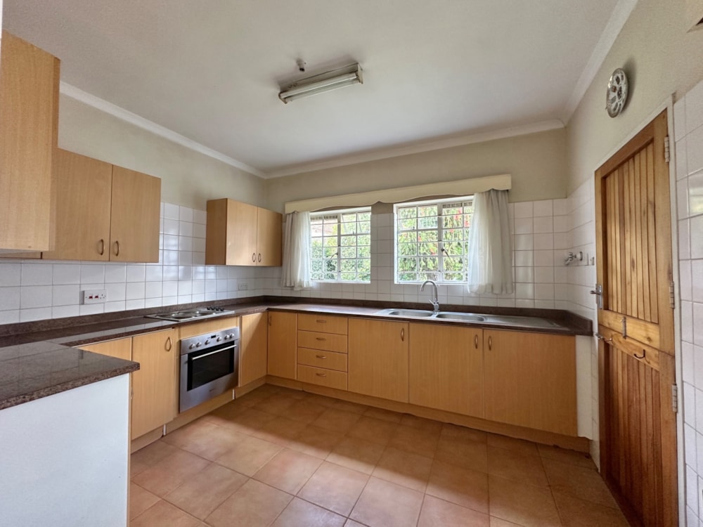 Cluster to rent in Avondale, Zimbabwe - 3ZB1720293