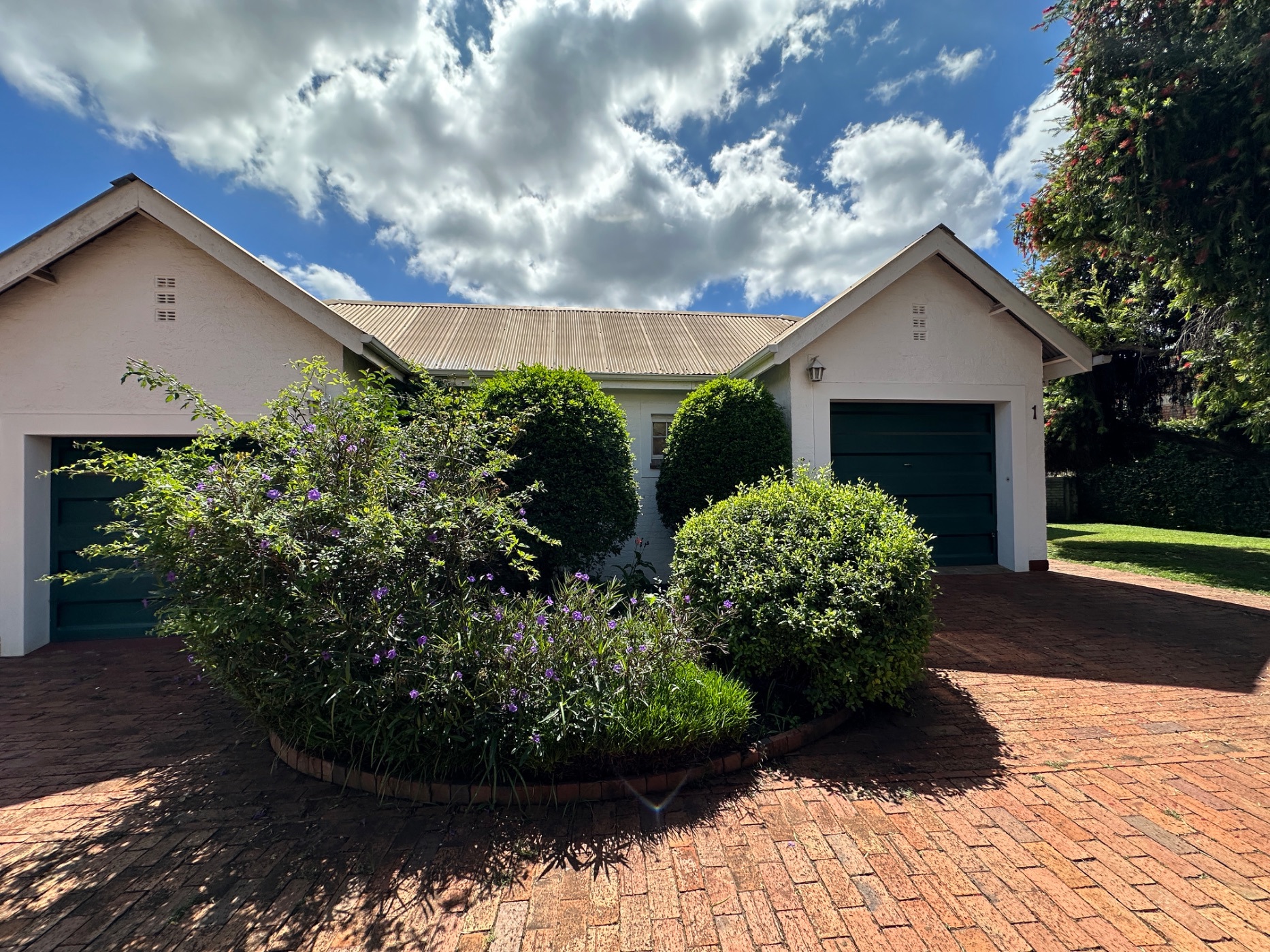 Cluster to rent in Avondale, Zimbabwe - 3ZB1720293