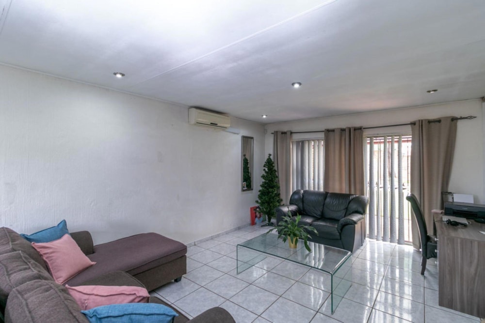 House for sale in Glenvista - 1GV1721928 House for sale in Glenvista - 1GV1721928