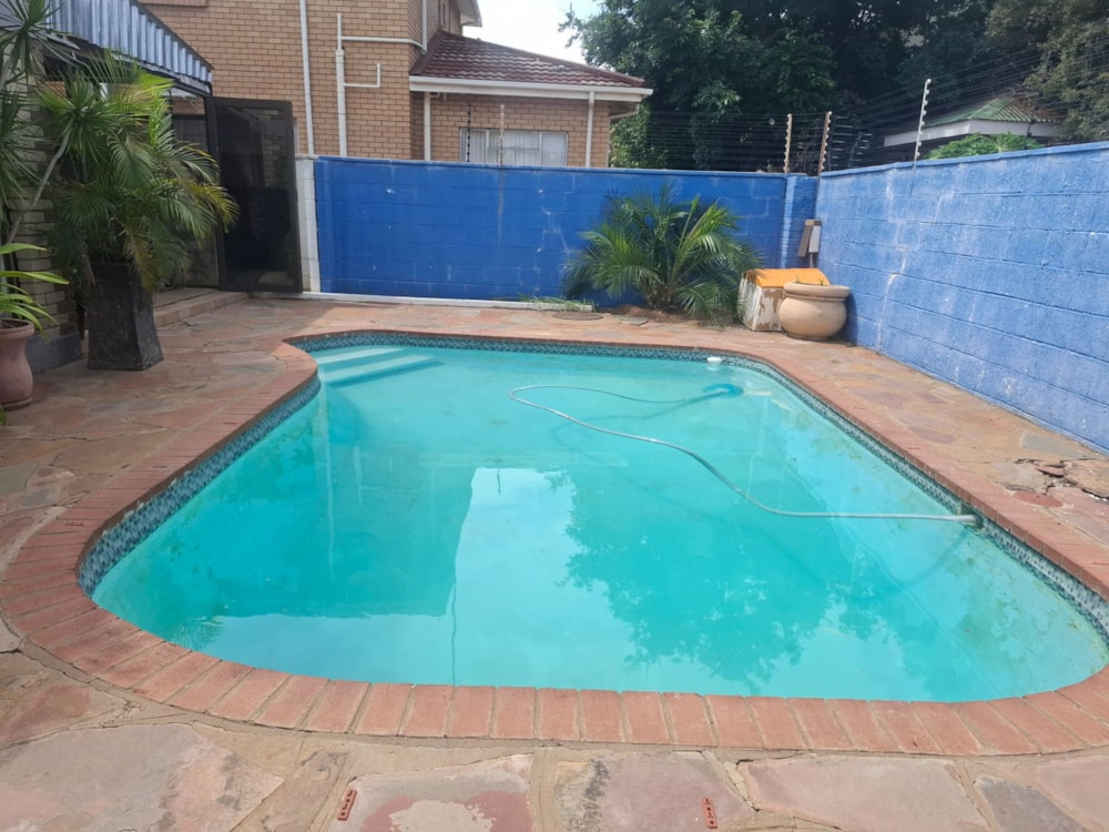 Double-storey house to rent in Phakalane, Botswana - 3BO1720542 Double-storey house to rent in Phakalane, Botswana - 3BO1720542