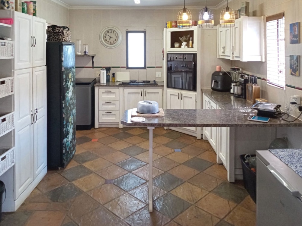 House for sale in Safari Gardens - 1RU1720331