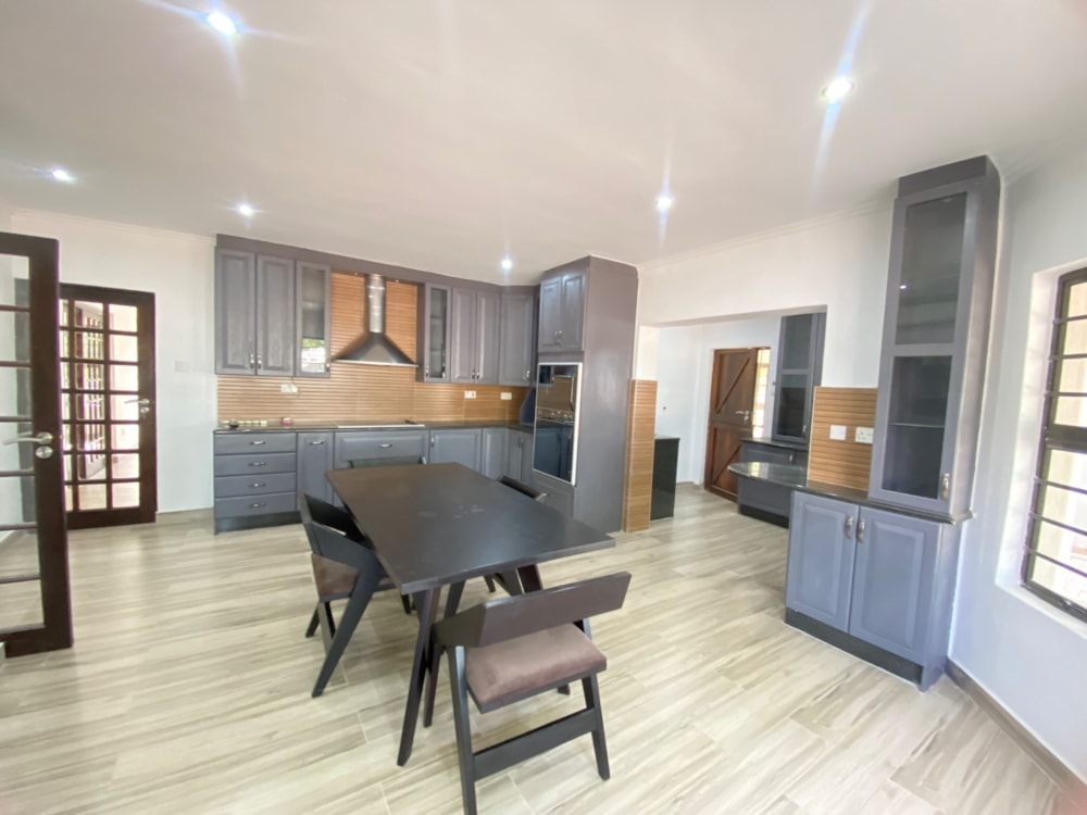 House to rent in Maru-A-Pula, Botswana - 3BO1720452 House to rent in Maru-A-Pula, Botswana - 3BO1720452