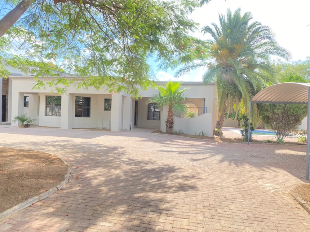 House to rent in Maru-A-Pula, Botswana - 3BO1728396