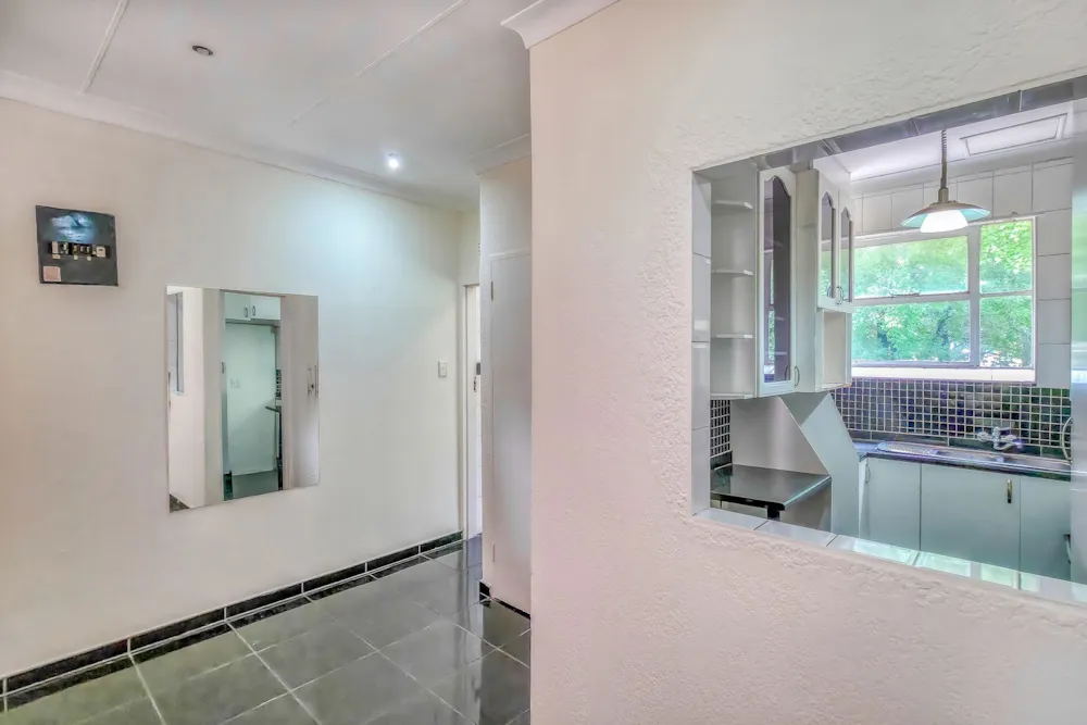 Security complex home for sale in Albertville - RAN1720442