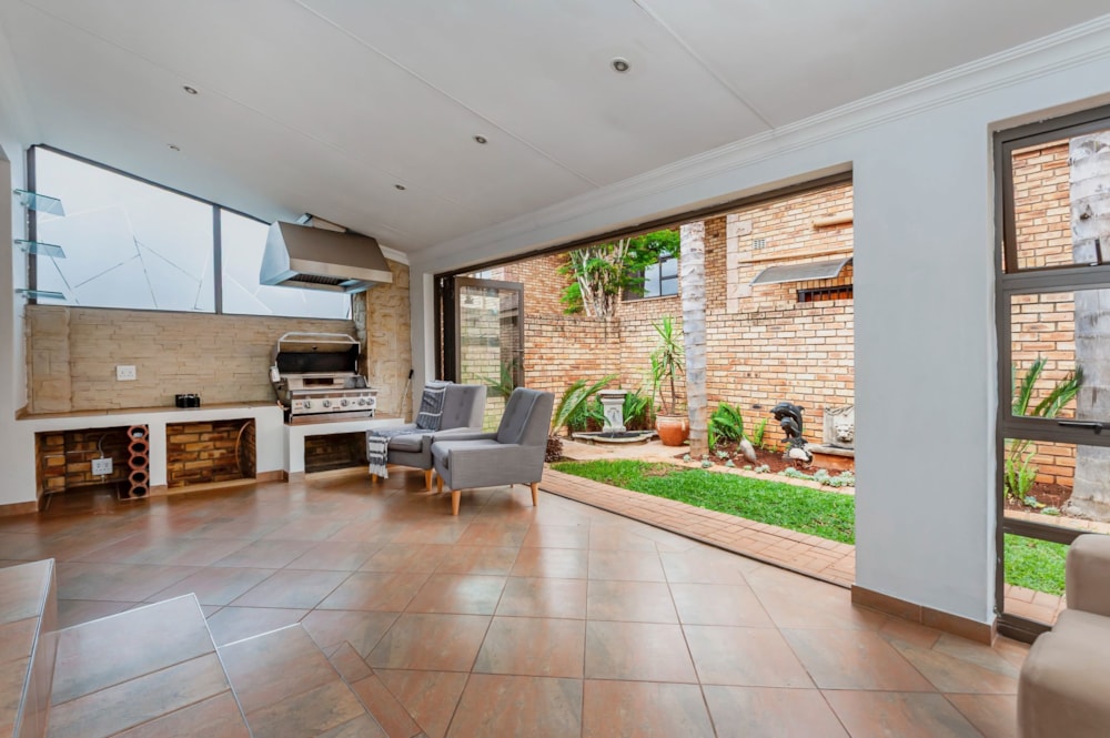 Security estate home for sale in Willowbrook - RAN1720532 Security estate home for sale in Willowbrook - RAN1720532