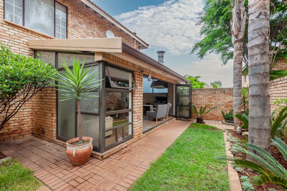 Security estate home for sale in Willowbrook - RAN1720532